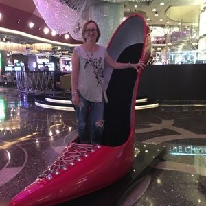 Meet your Posher, Cynthia